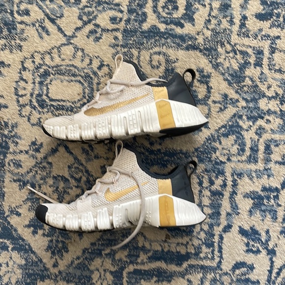 Nike metcon free 3 light orewood brown - Picture 5 of 7